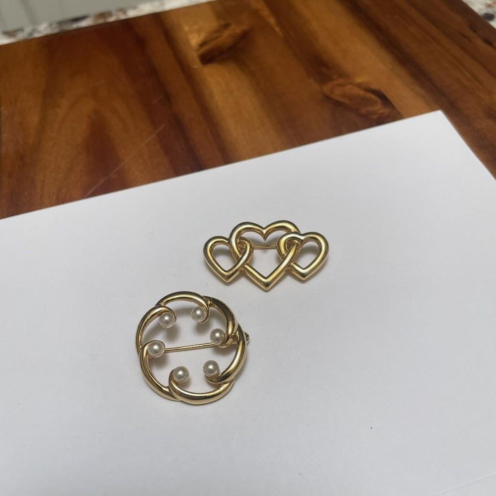 Lot Of 2 Small Signed Monet Gold Tone Brooch Pins